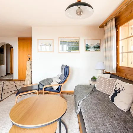 Centered Ski/swim Ap. W/ Private Yard & Fireplace Apartment *