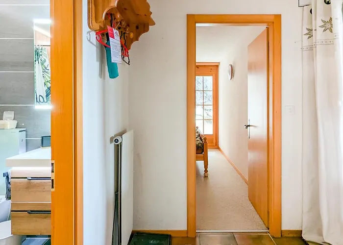 Centered Ski/swim Ap. W/ Private Yard & Fireplace Апартаменты Анзер