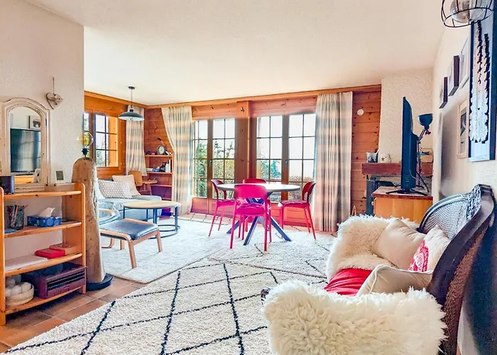 Daire Centered Ski/swim Ap. W/ Private Yard & Fireplace Anzère