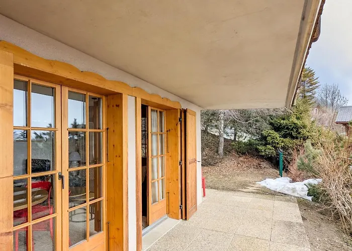 Daire Centered Ski/swim Ap. W/ Private Yard & Fireplace Anzère